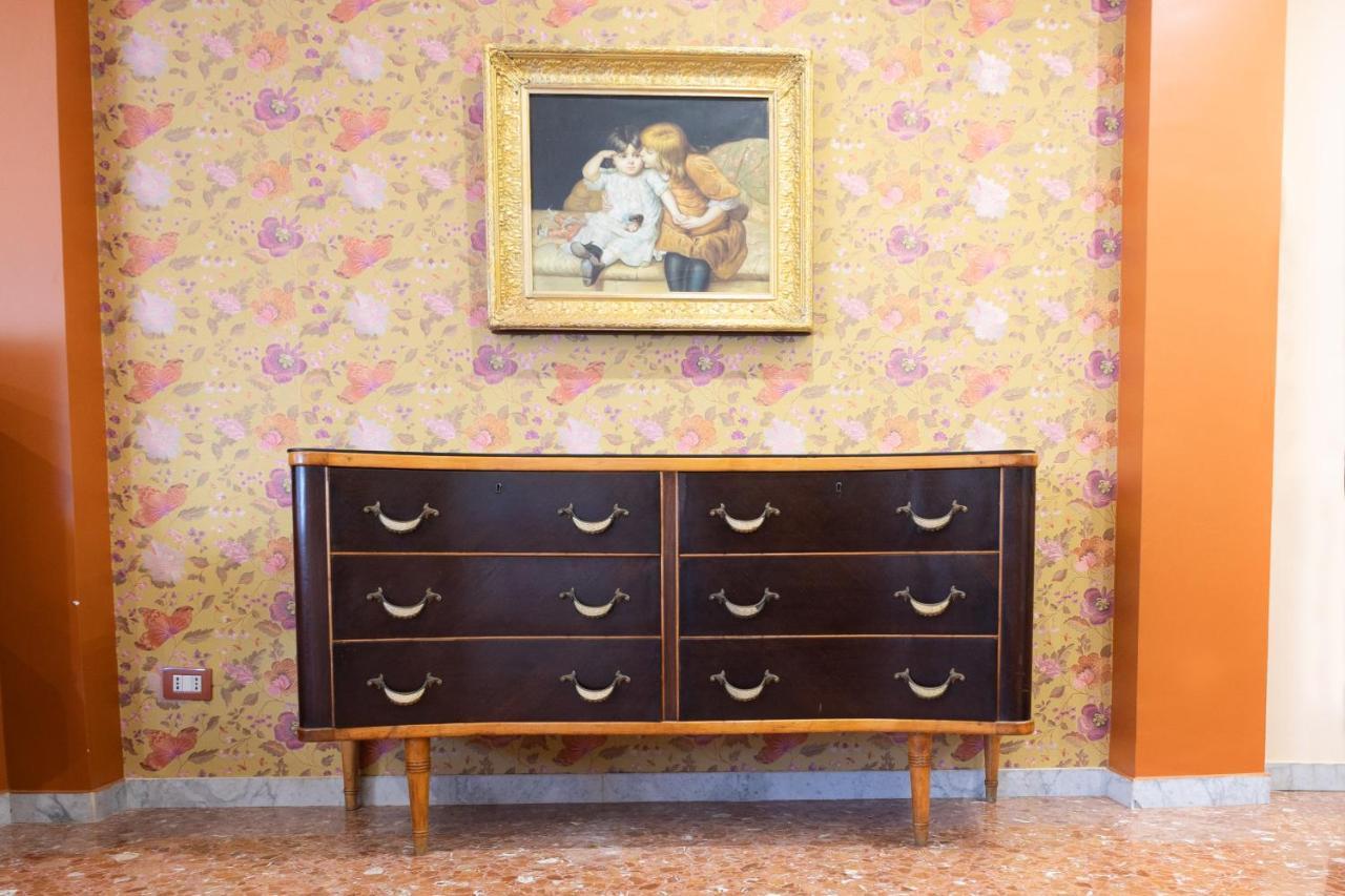 リド・ディ・オスティアLa Casa Di Danielaアパートメント エクステリア 写真